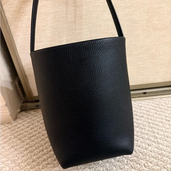 ❌SOLD❌ Row NS Small Park Tote Bag - Picture 5 of 9